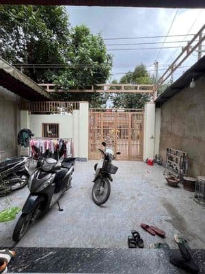 Bán nhà mặt tiền đường Bùi Hữu Nghĩa , sổ riêng 100m2