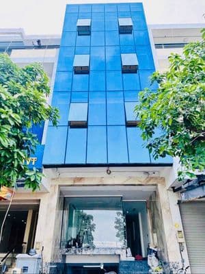 Siêu phẩm nhà mới - 33C Hoàng Việt P4.TB - Thang Máy - Hầm - PCCC
