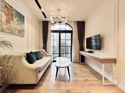 STUDIO SANG CHẢNH PHONG CÁCH NHƯ BIỆT THỰ TONE GỖ ẤM ÁP Ở LIỀN