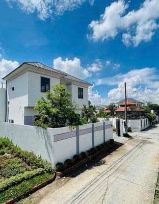 NHÀ CĂN GÓC 2 MẶT TIỀN 185M2 ĐẤT Ở - NỞ HẬU TÀI LỘC 18M CẦN GIUỘC