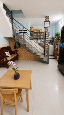 NHÀ 2 TẦNG GIÁ TỐT SÁT MẶT TIỀN - GẦN AEON TP - 4x9 - CHỈ 3,45T TL