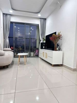 Bán căn 2PN-2WC Block C view hồ bơi ban công hướng Nam