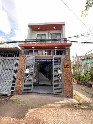 Nhỉnh 2ty nhà đẹp khu dân cư 1 lầu 2PN hẻm thông 6m 1 / Đặng Thúc Vinh