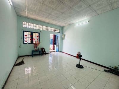 GIÁ TỐT KHU VỰC CẦU VƯỢT GÒ DƯA_NHÀ C4_88 M²_HẺM XE HƠI_CHỈ 4,5 ĐỒNG.