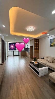Bán chung cư KĐT thành phố giao lưu đường Phạm Văn Đồng 2 ngủ, 4 tỷ