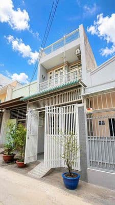 nhà đẹp cứng cáp tây lân