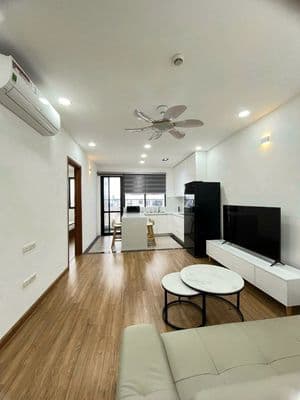 Bán căn hộ 60m2 Mỹ Đình, 2PN, tặng nội thất