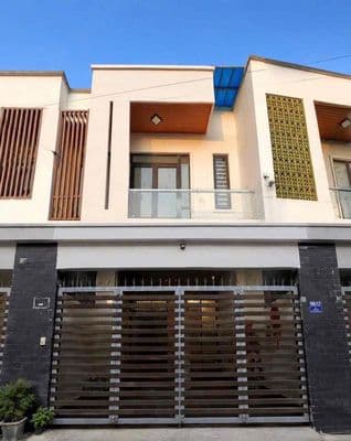 NHÀ LẦU KẾ BÊN VÒNG XOAY HIỆP THÀNH 3