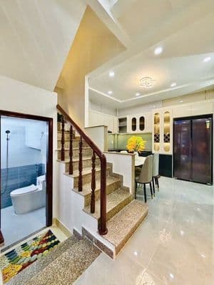 Ô TÔ TỚI CỬA - 3 TẦNG - 3 PHÒNG NGỦ - 40m2 - CHỈ 5.95 TỶ THƯƠNG LƯỢNG