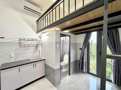 Duplex ban công full nội thất gần cao đẳng Công Thương