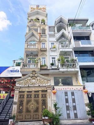 Nhà bán vị trí Vip đường 8m oto né nhau Dương Quảng Hàm, P5, GV