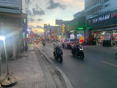 HIẾM.! MT TRƯƠNG HẠNH PHƯỜNG LONG BÌNH Q9