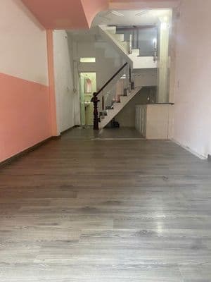 Nhà đường An Bình, XE TẢi đậu trước cửa, gần mặt tiền, Khu dân trí