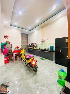 Gấp bán giảm từ 7.5 => 6 tỷ nhà 115m2 HXH gần TKTQ