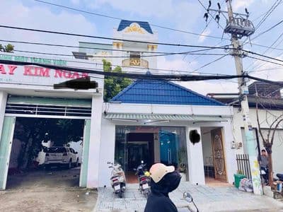 BIỆT THỰ MẶT TIỀN • 7M x 50M x 4 Tầng • LH NGAY