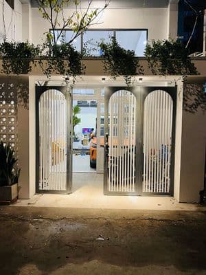 Bán nhà hẻm xe hơi rộng phố Tây Phan Chu Trinh, Vũng Tàu