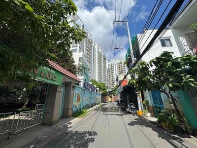 Bán Nhà 4 Lầu Đang Cho Thuê 22tr/ tháng gần Phạm Văn Đồng