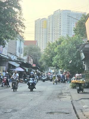 Bán nhà mặt tiền đường số 3, Dĩ An, Bình Dương - 120m2