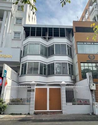 Cho thuê tòa nhà trần đình xu q1 dtsd 1000m2 giá 120tr