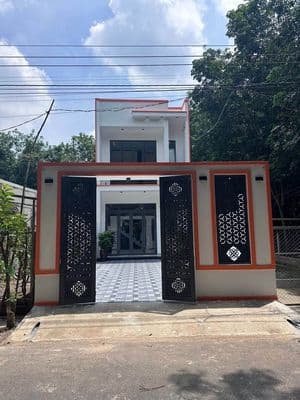 Bán nhà 1 trệt 1 lầu 188m² có sân vườn rộng