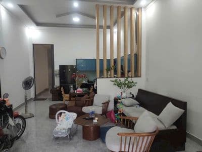 Nhà giá rẻ 1.6 tỷ Bình Dương gần TTYT Bến Cát