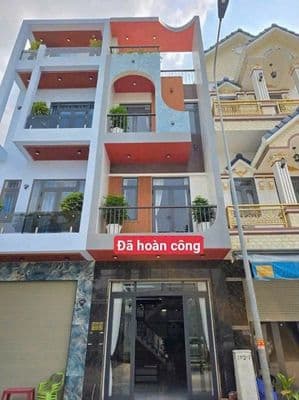 Nhà Hoàn Công Phú Hồng Thịnh 8 Dĩ An 63.2m² 4.5 tỷ
