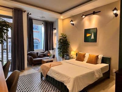 Studio ban công - tách bếp