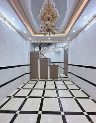 Nhà hẻm xe tải gần Đầm Sen 4PN có sân thượng trước sau