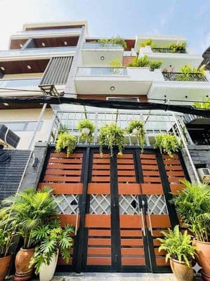 4 Tầng, 20m ra MT Dương Quảng Hàm, Ôtô đỗ cửa, 4PN, Giáp BT PN