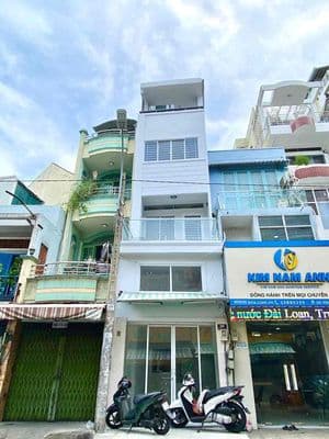 bán nhà mặt tiền
