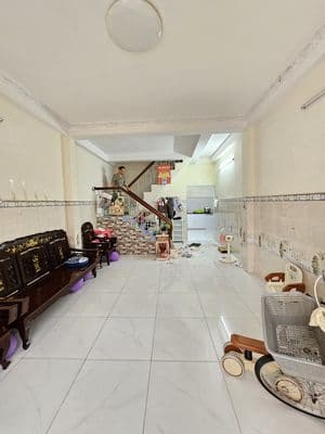 BÁN NHÀ ĐƯỜNG LÊ VĂN DUYỆT. QUẬN BÌNH THẠNH,DT 48M2. GIÁ 5,6 TỶ