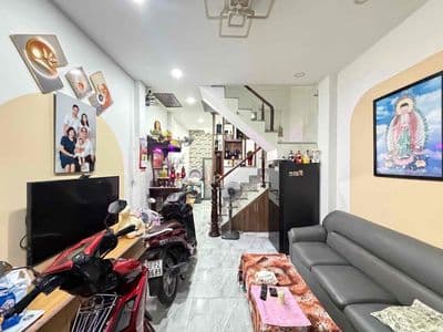 Nhà Gò Vấp gần chợ Hạnh Thông Tây - 30m2- 2 tầng - Nhà mới ở ngay