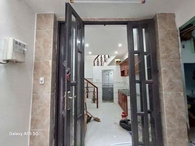 Bán nhà Bình Tân 1 trệt 2 lầu 3PN 1.7 tỉ - SHR