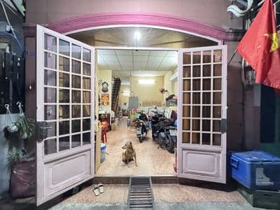Nhà bán chính chủ 1 trệt 1 lầu hẻm Đoàn Văn Bơ