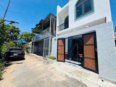 Bán Gấp nhà 1 trệt 1 lầu 5x12 giá 2ty4