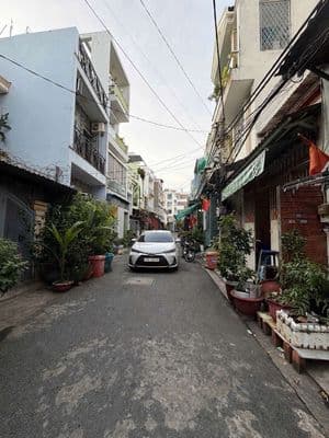BÁN NHÀ HƯƠNG LỘ 2 GẦN BÌNH TRỊ ĐÔNG, LÊ VĂN QUỚI , ÔTÔ NGỦ TRONG NHÀ