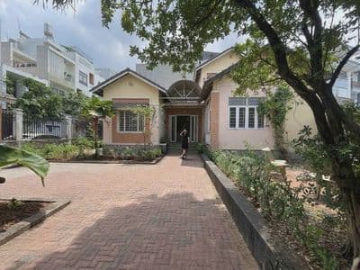 BIỆT THỰ VƯỜN 350m2 - HẺM CỤT - OTO TẬN NƠI - TNP.A QUẬN 9
