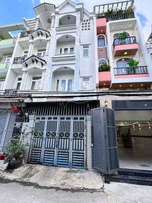 Bán nhà 4,2X16m, 4 tầng, Thang máy, Hẻm 6m Phan Huy Ích