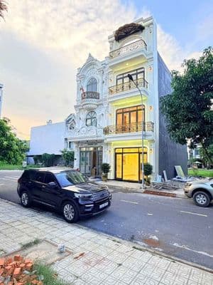Nhà 1 trệt 2 lầu Mái đúc Sân Thượng - Phường an Phú Tp HCM new mới