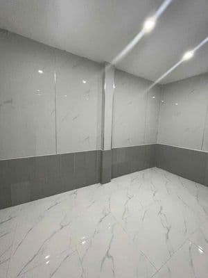 QUÁ NGON- DT LỚN HIẾM CÓ - NGANG 7M - KIẸT TRƯỚC NHÀ 3M SÁT MT