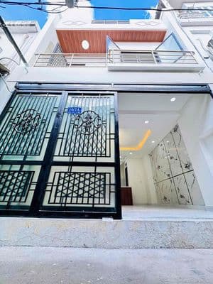 Nhà mới Huỳnh Tấn Phát kế bên Q7
