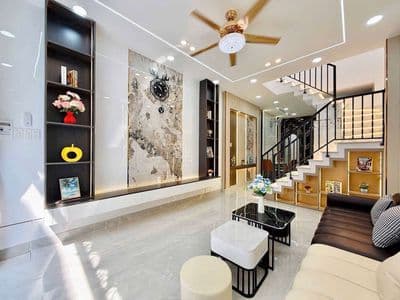 chỉ hơn 4 tỷ, nhà 45m2, 2 tầng, 3 phòng ngủ Phan Huy Ích , Gò Vấp