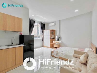 Studio cửa sổ trời ngay đầm sen đh bách khoa