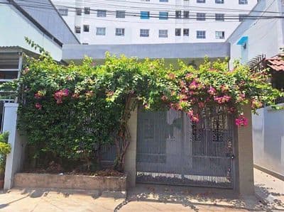 Nhà cấp 4 mới đẹp 96m2 ngay chung cư chương dương đường 12 trường thọ