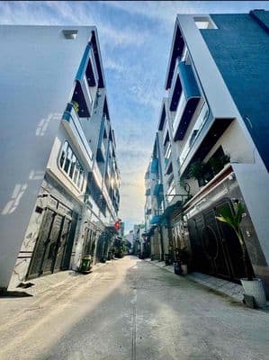 Khu VIP toàn nhà cao Tầng , khu dân trí cao