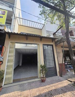 Cho thuê lầu 1 nhà Mặt Tiền Hưng Phú, Quận 8 gần Luu Quý Kỳ 4,3x18m