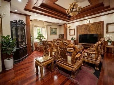 Bán biệt thự Ngọc Khánh Ba Đình 145m2 lô góc ô tô tránh giá 42.5 tỷ