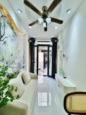 HẠ 150 TRIỆU GIÁ MỚI 2.8 TỶ.