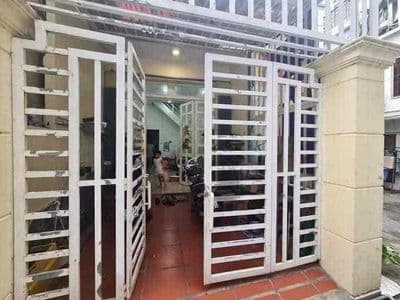 Bán nhà P1 Q8 65m2 cách mặt tiền 1 căn, khu hiện hữu