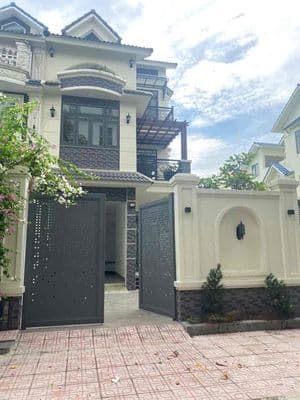 Cho thuê nhà KDC đường Liên Phường trệt suốt phòng rộng